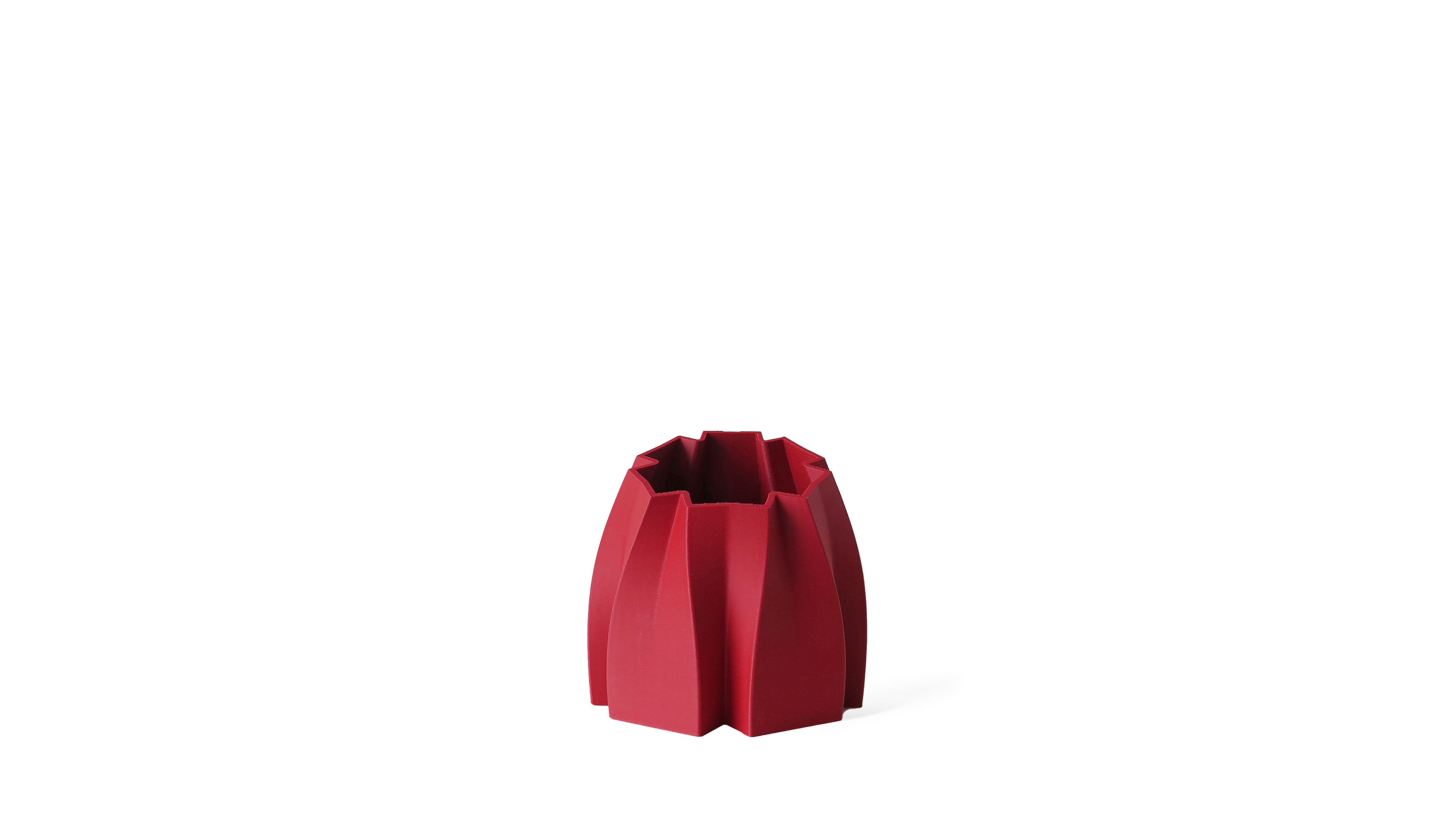 OBJ STUDIO Flake Series Small Planter, 3D-printed sustainable design for modern minimalist home décor.