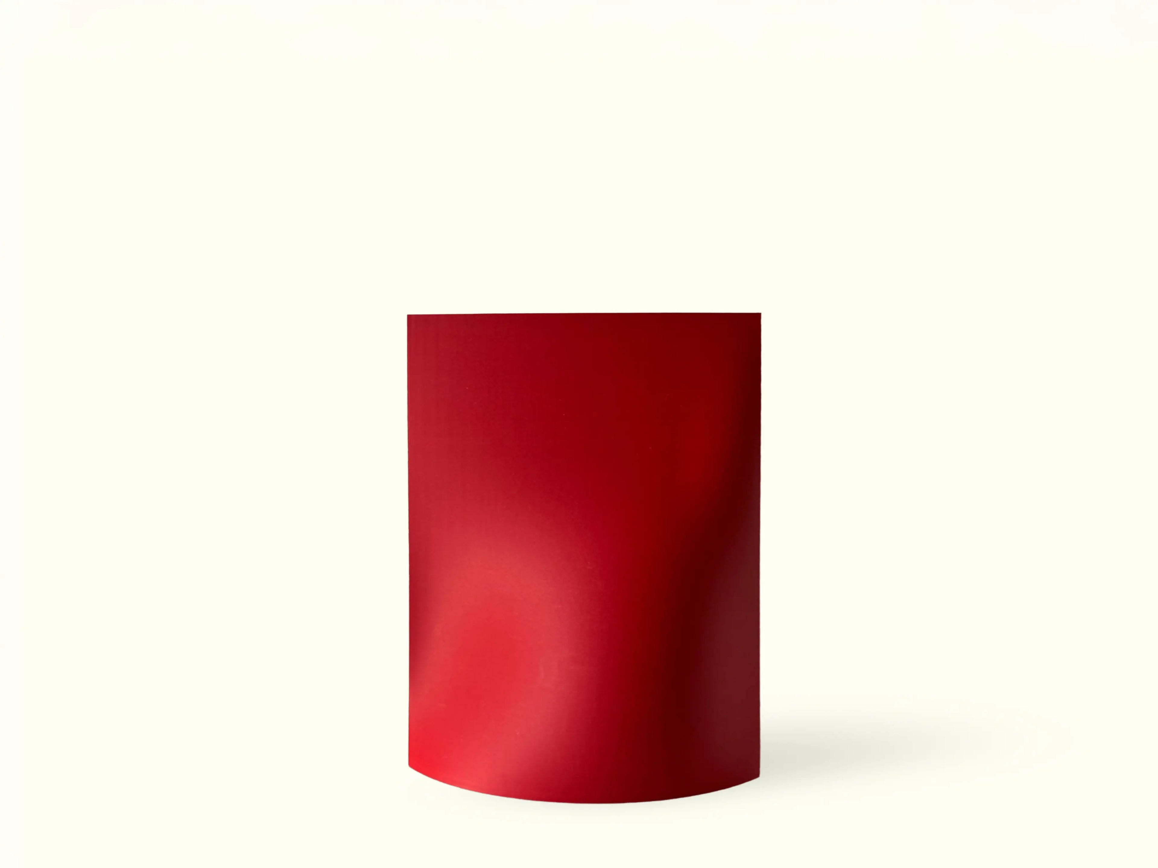 Eco-friendly Rove Series Medium vaes by OBJ STUDIO, 3D-printed from plant-based PLA for sustainable interiors.