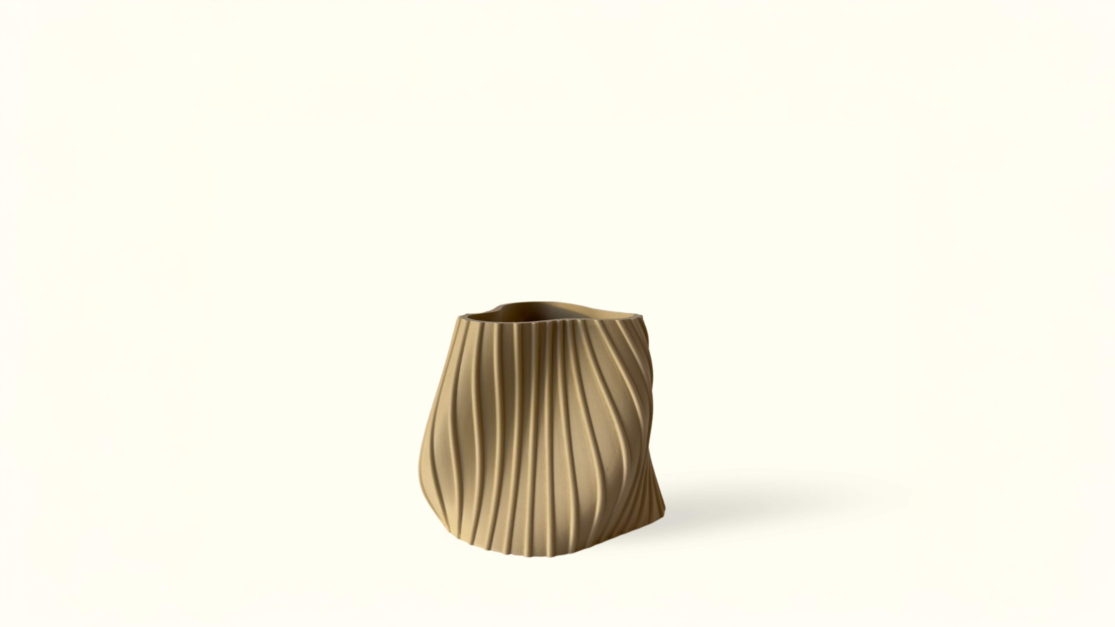 OBJ STUDIO Fluid Series Small Planter, 3D-printed from sustainable PLA with flowing minimalist design, eco-friendly décor for plants and contemporary interiors.