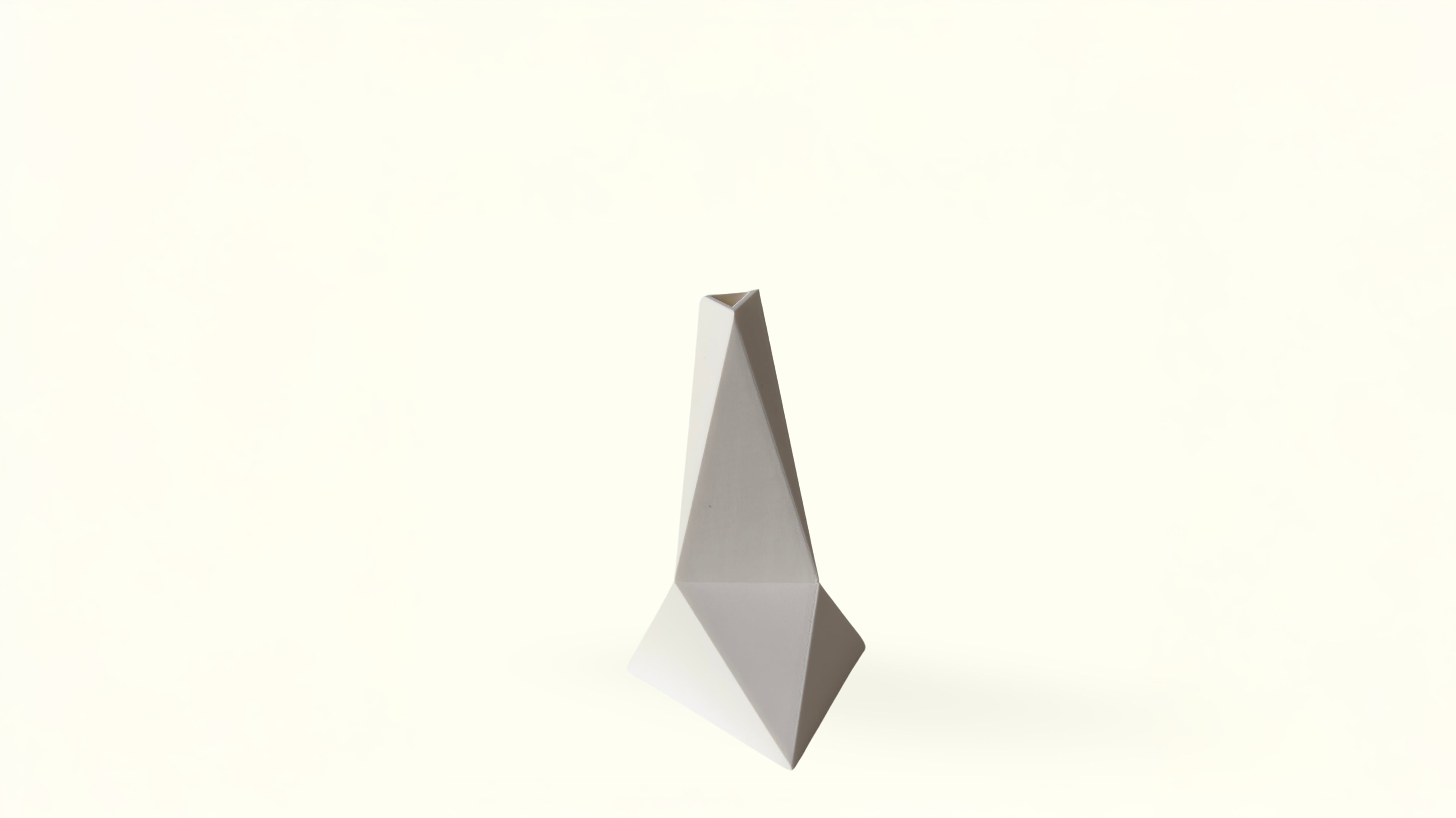 OBJ STUDIO Zen Series Medium Vase, 3D-printed from sustainable PLA with minimalist sculptural form, eco-friendly statement décor for modern interiors.