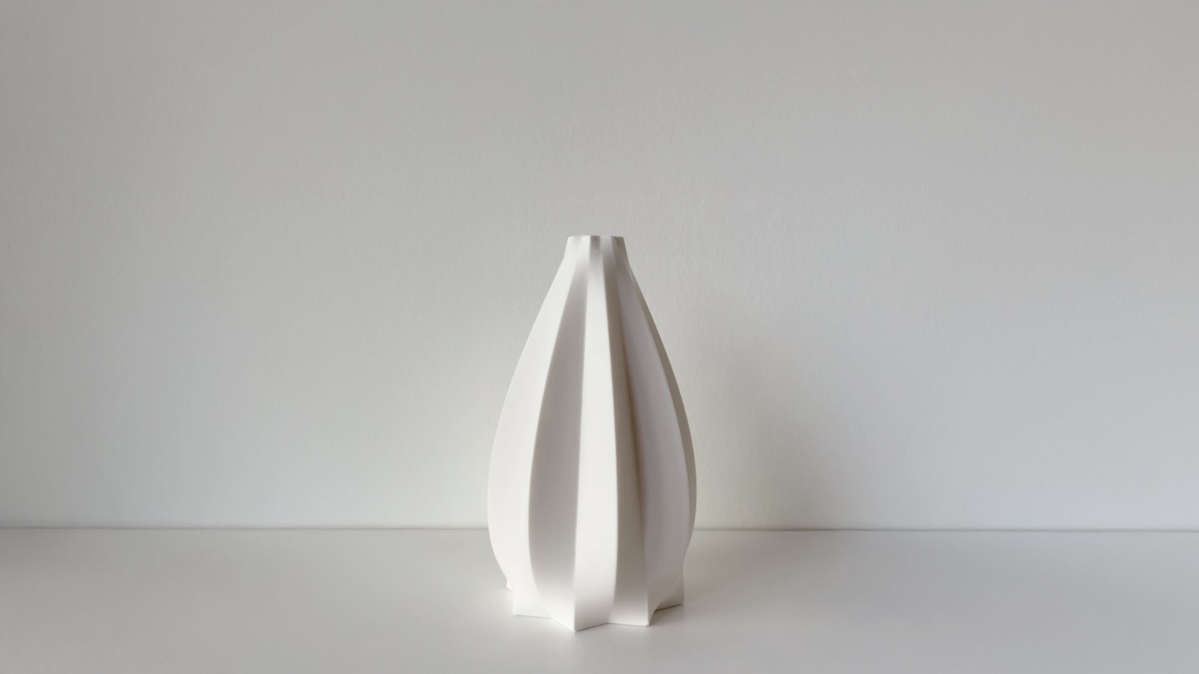 OBJ STUDIO Cao Series Medium Vase, 3D-printed from sustainable PLA with minimalist architectural design, eco-friendly statement décor for modern interiors.