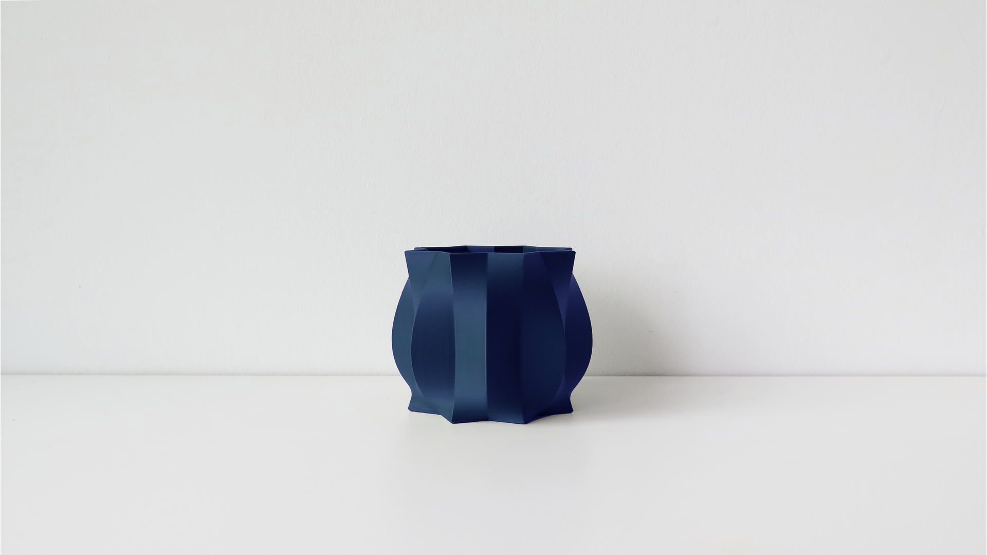 OBJ STUDIO Cao Series Small Planter, 3D-printed from sustainable PLA with minimalist modern design, eco-friendly décor for plants and interiors.